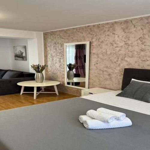 King Pokoj s terasou pro 4 os.