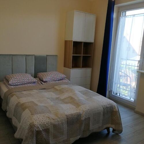 Apartament 5-osobowy na piętrze z widokiem na dziedziniec z 2 pomieszczeniami sypialnianymi