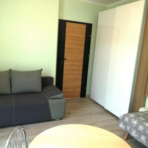 Pokój 3-osobowy z własną kuchnią z łazienką