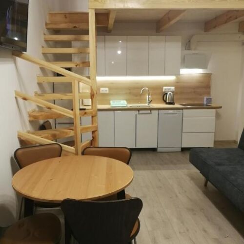 Apartament 7-osobowy na piętrze z antresolą z 3 pomieszczeniami sypialnianymi