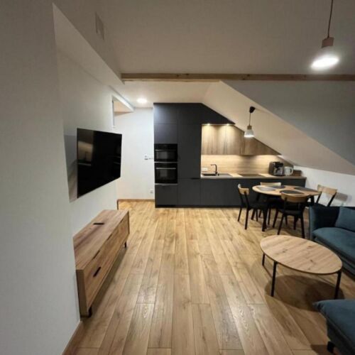 Apartament 4-osobowy z 2 pomieszczeniami sypialnianymi