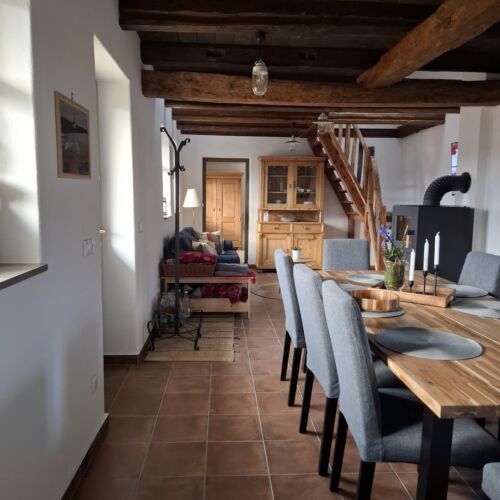 House (jako celek) s klimatizací  pro 6 os. (s možností přistýlky)