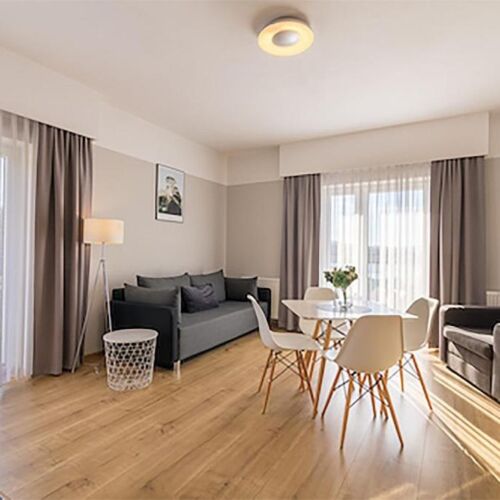 Apartament 4-osobowy Romantyczny z widokiem na jezioro z 2 pomieszczeniami sypialnianymi (możliwa dostawka)