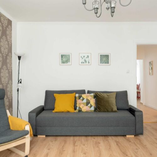 Apartament 4-osobowy z balkonem z 2 pomieszczeniami sypialnianymi