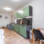 Apartman se sprchou s vlastní kuchyňkou pro 2 os. (s možností přistýlky)