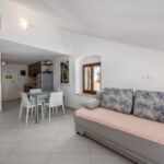 Komfort Apartman s manželskou postelí s 1 ložnicí v podkroví (s možností přistýlky)