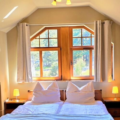 Apartament classic la etaj cu 3 camere pentru 9 pers.