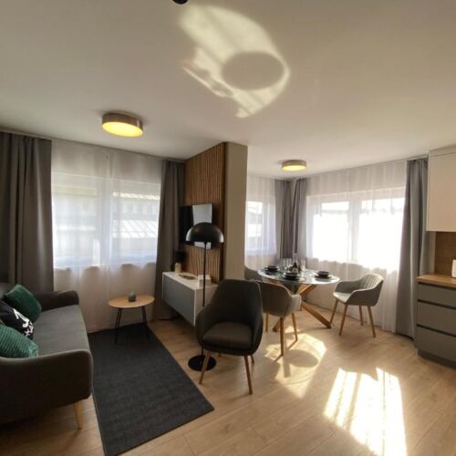 City View 2-Room Xl Apartment for 4 Persons