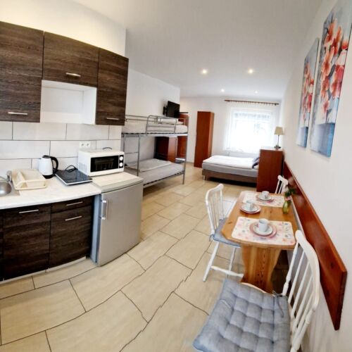 Camera dubla standard Plus la parter (se poate solicita pat suplimentar)