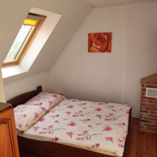 Casă de vacanță întreaga unitate cu vedere spre munte pentru 4 pers. (se inchirieaza doar integral)