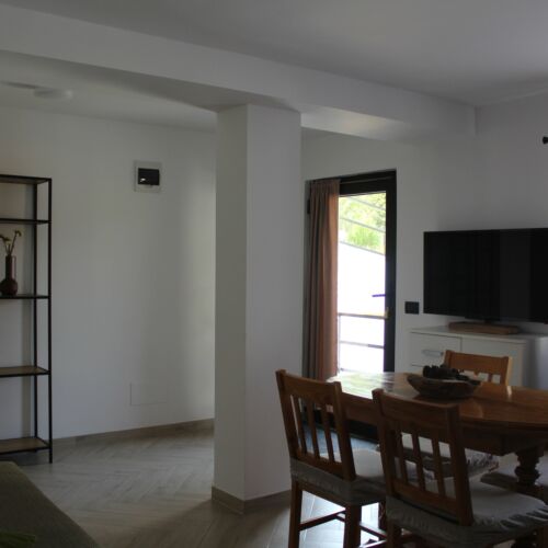 Turistický Apartman pro 4 os. se 2 ložnicemi na přízemí