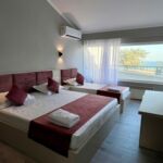 Apartman s terasou pro 6 os. se 2 ložnicemi s výhledem na moře