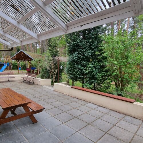 Apartament cu terasă cu vedere spre pădure cu 3 camere pentru 8 pers.