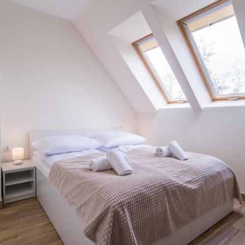 Apartament 3-osobowy z balkonem z 2 pomieszczeniami sypialnianymi