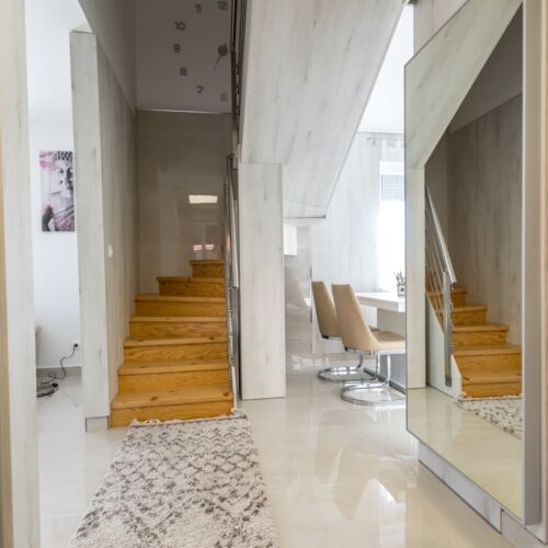 Premium 3-Room Apartment for 5 Persons