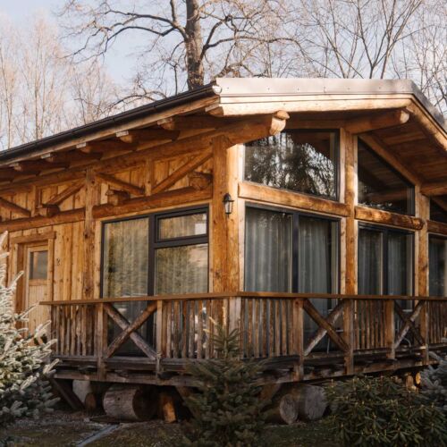 Chata 2-osobowy z prysznicem z aneksem kuchennym (możliwa dostawka)