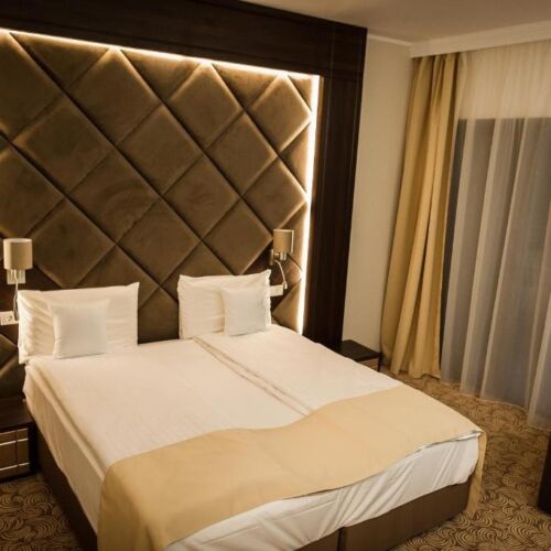 Camera dubla superior