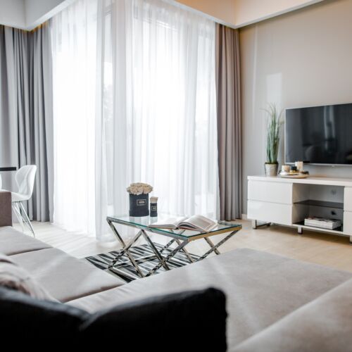 Apartament 4-osobowy Deluxe częściowy z widokiem na morze z 2 pomieszczeniami sypialnianymi