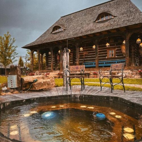 Cabană pentru 4 pers. (se inchirieaza doar integral)