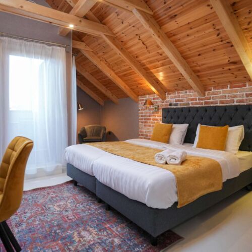 Pokoj propojené pro 4 os. na poschodí