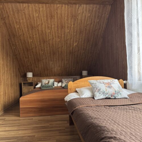 Pokój 4-osobowy na piętrze z widokiem na las