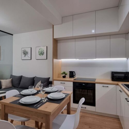 Apartament 4-osobowy z 2 pomieszczeniami sypialnianymi