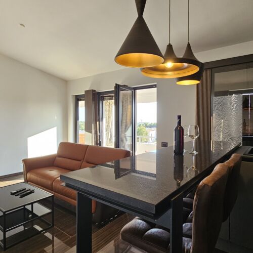 Apartament premium cu panoramă cu 2 camere pentru 4 pers.