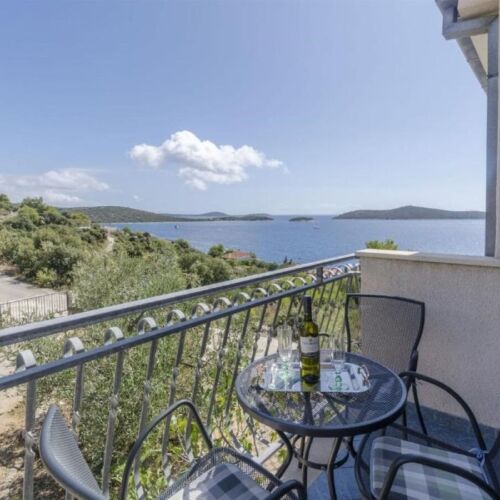 1-Room Apartment for 2 Persons