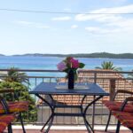 2-Zimmer-Apartment für 4 Personen mit Klimaanlage und Aussicht auf das Meer