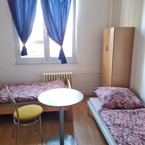 Pokoj pro 3 os. na přízemí 