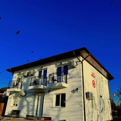 Vilă pentru 12 pers. (se inchirieaza doar integral)