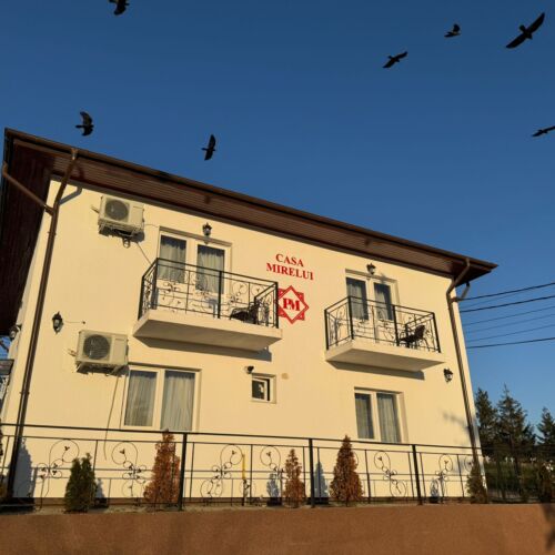 Vilă pentru 12 pers. (se inchirieaza doar integral)