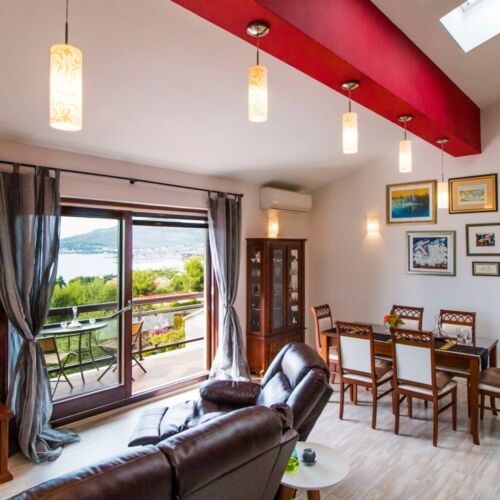 Sea View Family Villa for 12 Persons