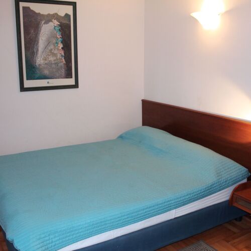 Apartament 4-osobowy na parterze z widokiem na morze z 2 pomieszczeniami sypialnianymi