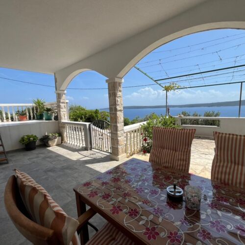 2-Zimmer-Apartment für 4 Personen mit Klimaanlage und Aussicht auf das Meer