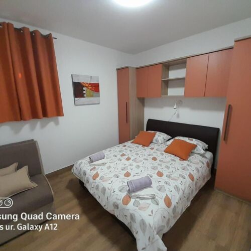 2-Zimmer-Apartment für 5 Personen mit Klimaanlage und Aussicht auf das Meer