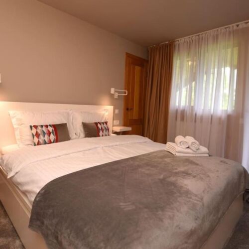 Casă de vacanță pentru 8 pers. (se inchirieaza doar integral)