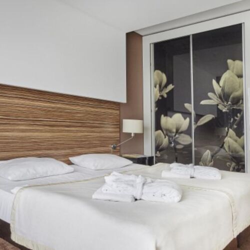 Apartament 4-osobowy Lux z 2 pomieszczeniami sypialnianymi