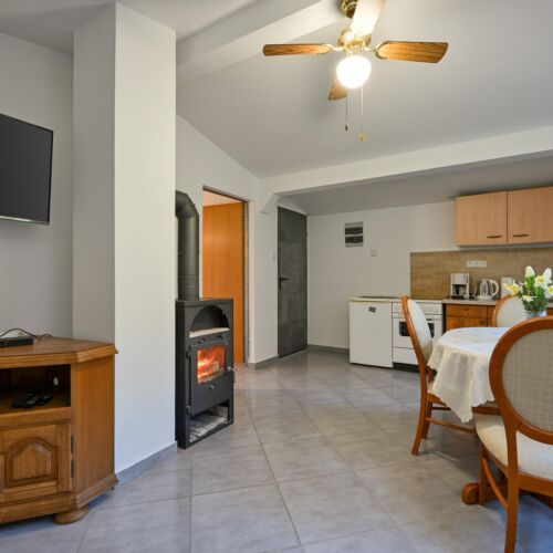 Za 3 osoba(e) ljetnikovac