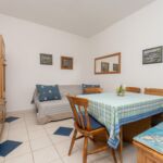 Apartman Sveti Filip i Jakov - CDI581