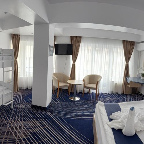 Camera dubla studio family