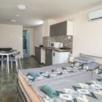 Légkondicionált saját teakonyhával 2 fős apartman 1 hálótérrel (pótágyazható)