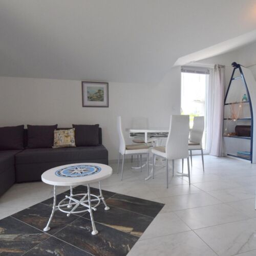 Klimatiziran Mali balkon apartman za 4 osoba(e) sa 2 spavaće(om) sobe(om) A-19413-b