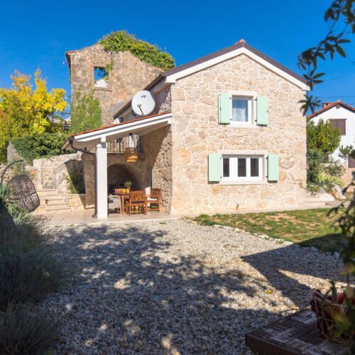 Klimatiziran Sa terasom apartman za 6 osoba(e) sa 2 spavaće(om) sobe(om) K-20409