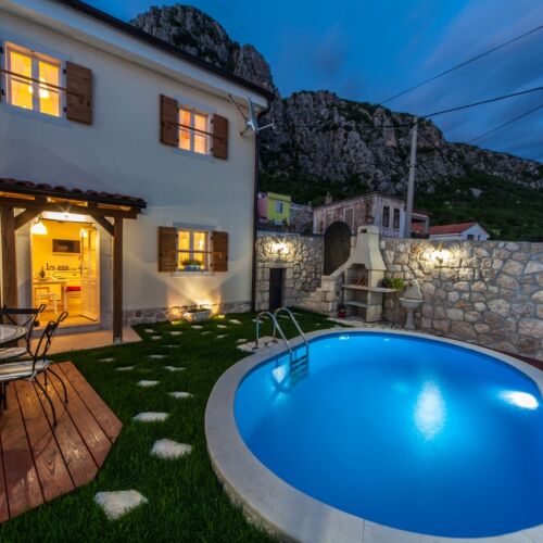 Klimatiziran apartman za 4 osoba(e) sa 2 spavaće(om) sobe(om) K-21021