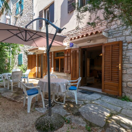 Sa terasom apartman za 2 osoba(e) sa 1 spavaće(om) sobe(om) AS-22881-a