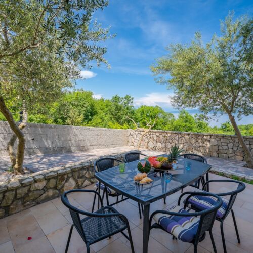 Pogled na more Klimatiziran apartman za 5 osoba(e) sa 2 spavaće(om) sobe(om) A-22999-b