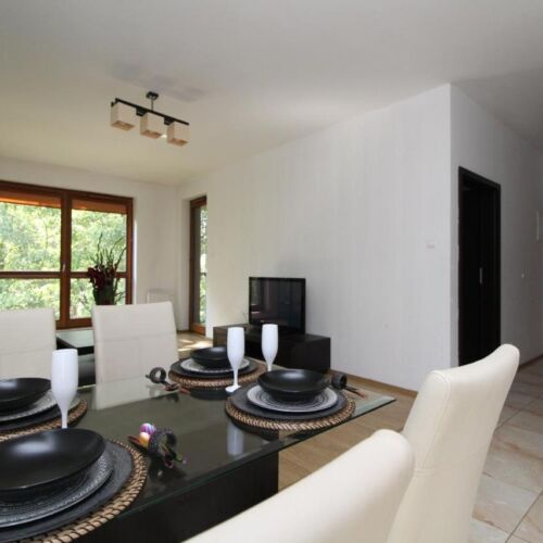 Apartament 4-osobowy z 2 pomieszczeniami sypialnianymi