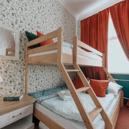 Camera cvadrupla classic