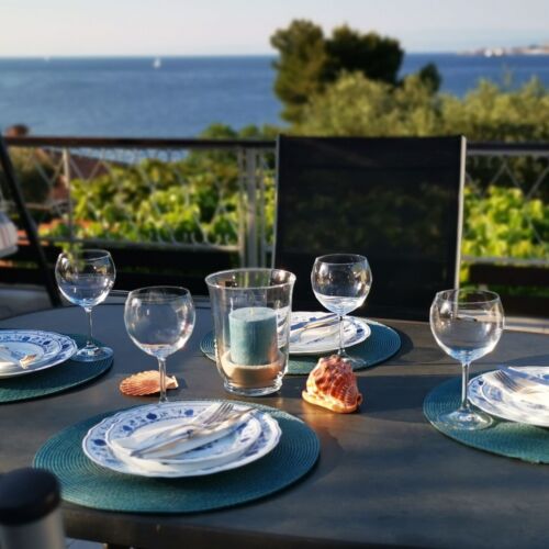 Pogled na more Klimatiziran apartman za 4 osoba(e) sa 2 spavaće(om) sobe(om)